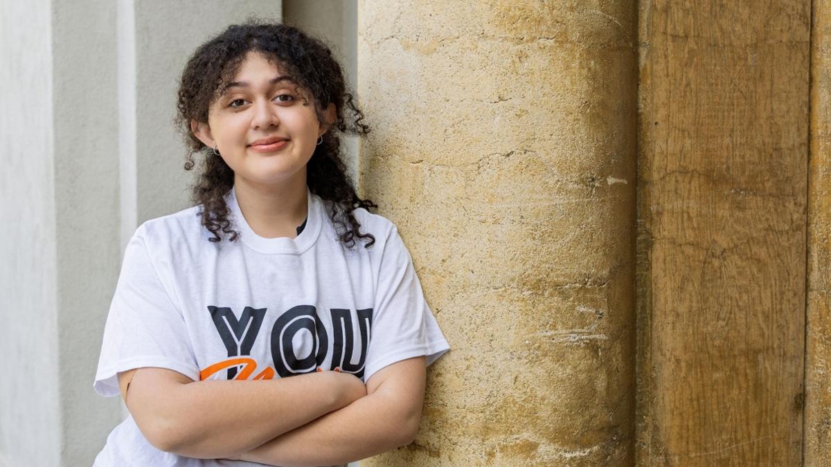 Natalie Zamora Student Recieved Award